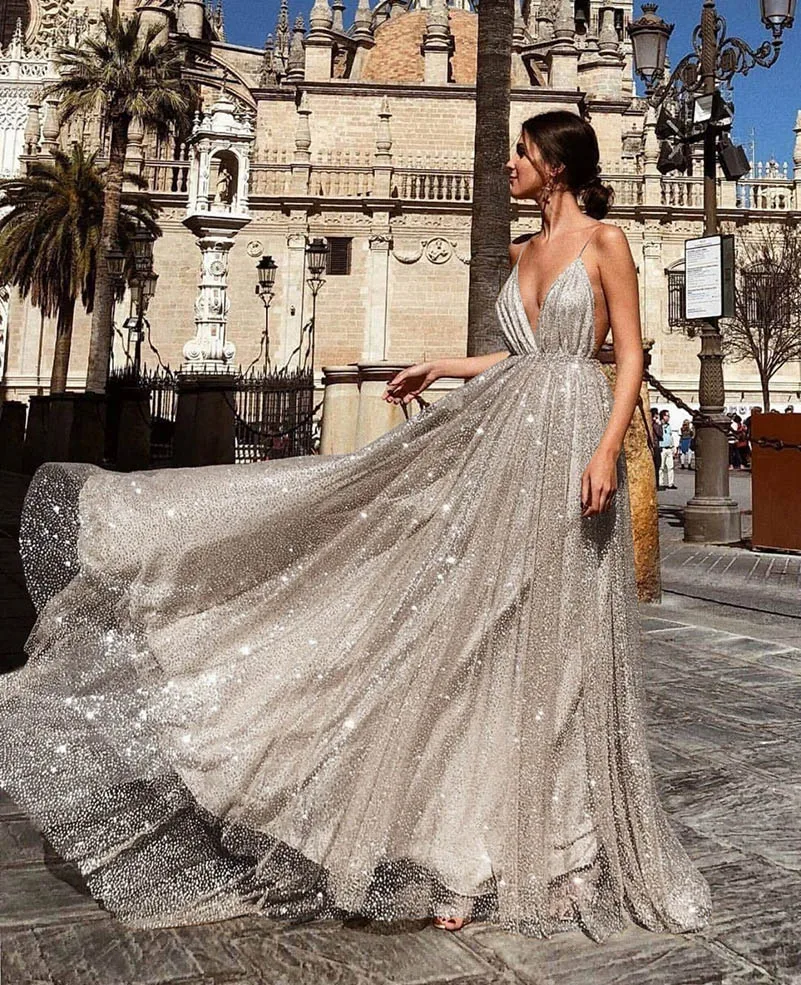 NiceMix Women Dress Sexy Lace Deep V Maxi Spaghetti Strap Gold Dresses Clubwears Party Club Dress 2019 Summer Elegant Clothing
NiceMix Women Dress Sexy Lace Deep V Maxi Spaghetti Strap Gold Dresses Clubwears Party Club Dress 2019 Summer Elegant Clothing