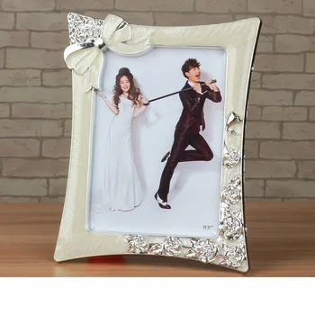 1 pcs Fashion Photo Frame Golden/Sliver 7 inch Table Picture Frames For Desk Vintage Photo Frame Gifts Hallway Home Decoration
1 pcs Fashion Photo Frame Golden/Sliver 7 inch Table Picture Frames For Desk Vintage Photo Frame Gifts Hallway Home Decoration