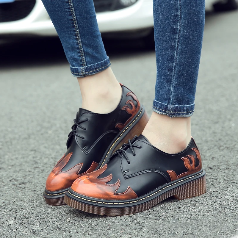 European and American Style Deep Mouth Round Toe Women's Shoes Thick Heels Lace-Up Patchwork Female Flats Spring Shoes 34--43
European and American Style Deep Mouth Round Toe Women's Shoes Thick Heels Lace-Up Patchwork Female Flats Spring Shoes 34--43