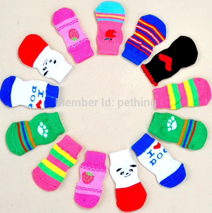 Free shipping 4pcs/ Hot selling indoor socks for small dog cotton Anti-slip Knit Weave Warm Sock Dog Shoes S M L size suppy
Free shipping 4pcs/ Hot selling indoor socks for small dog cotton Anti-slip Knit Weave Warm Sock Dog Shoes S M L size suppy