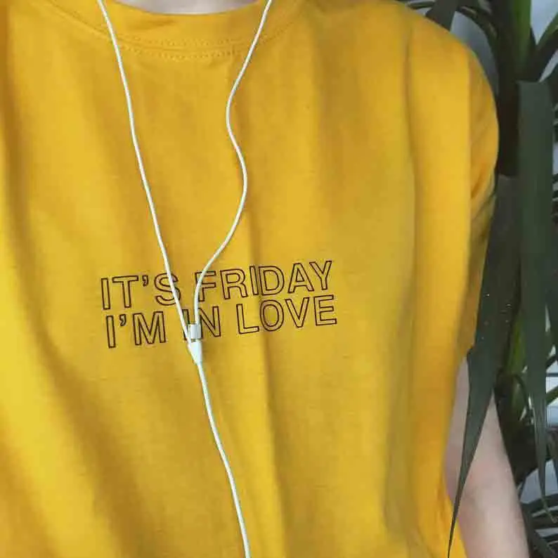 Новое поступление, футболка Sugarbaby с надписью «It's пятница I'm In Love The Cure», эстетическая одежда, одежда Tumblr, Прямая поставка, гранж-рубашка
Новое поступление, футболка Sugarbaby с надписью «It's пятница I'm In Love The Cure», эстетическая одежда, одежда Tumblr, Прямая поставка, гранж-рубашка
