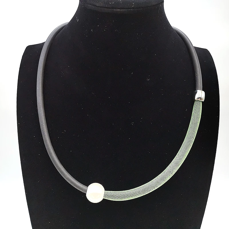 YD&YDBZ 2019 Designer New Handmade Pearl Pendant Necklaces High Quality Black Rubber Jewelry For Women Punk Style Holiday Gift
YD&YDBZ 2019 Designer New Handmade Pearl Pendant Necklaces High Quality Black Rubber Jewelry For Women Punk Style Holiday Gift
