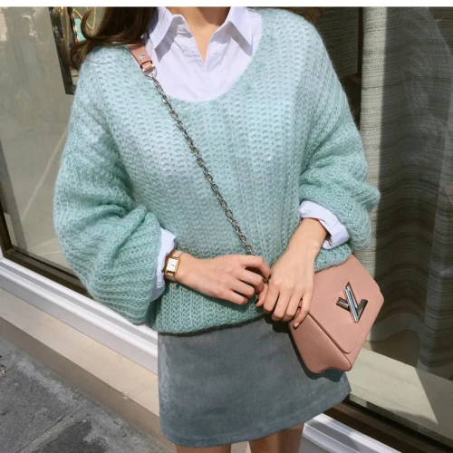 2019 Autumn Winter Korean Version Hollow Women Designer Sweater Oversize Pullovers Batwing Sleeve Casual Women Sweaters
2019 Autumn Winter Korean Version Hollow Women Designer Sweater Oversize Pullovers Batwing Sleeve Casual Women Sweaters