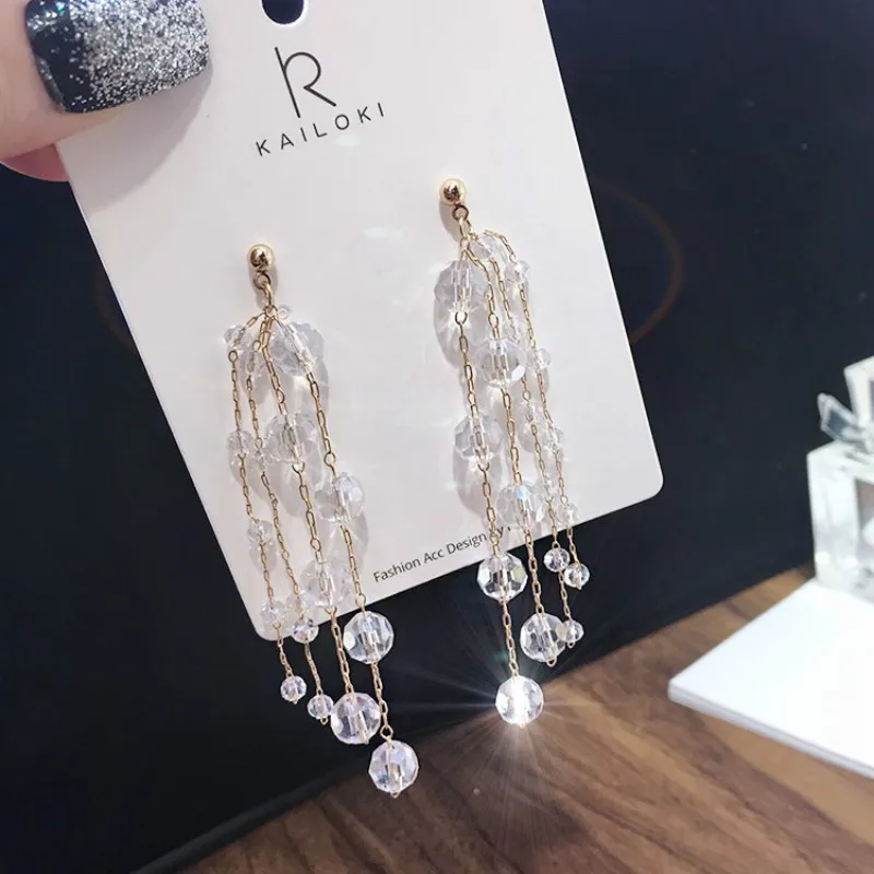 2019 New Arrival Crystal Trendy Fashion Female Crystal Long Pendant Earrings Tassels Flash Super Fairy Earrings Korean Jewelry
2019 New Arrival Crystal Trendy Fashion Female Crystal Long Pendant Earrings Tassels Flash Super Fairy Earrings Korean Jewelry
