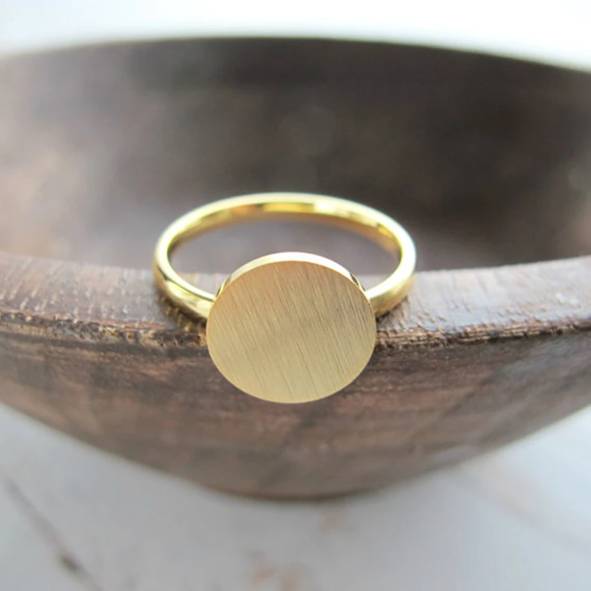 Rose Gold Color Full Moon Rings For Women Men Stainless Steel Band Simple Brushed Karma Circle Round Finger Ring Bague Femme
Rose Gold Color Full Moon Rings For Women Men Stainless Steel Band Simple Brushed Karma Circle Round Finger Ring Bague Femme