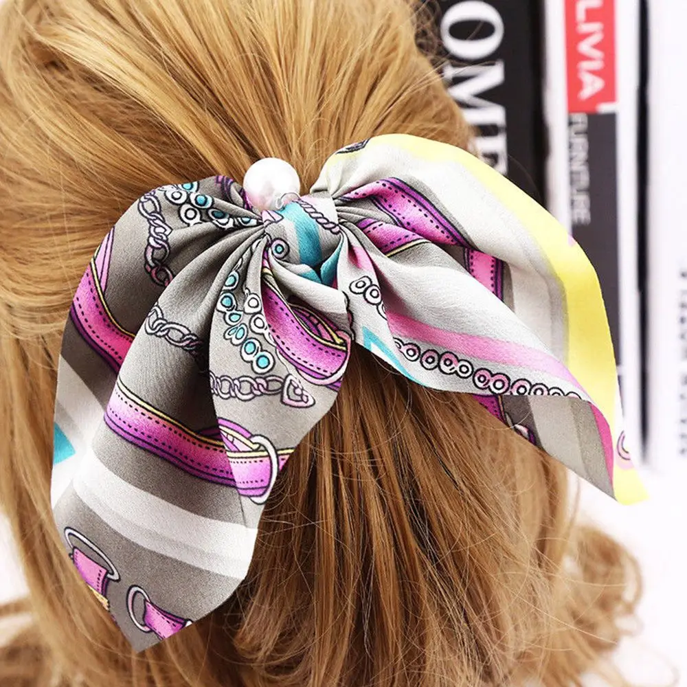 1pcs Bowknot Silk Hair Scrunchies Women Pearls Hair Accessories Rubber Hair Rope Ponytail Holder Bows Hair Tie Band Scrunchie
1pcs Bowknot Silk Hair Scrunchies Women Pearls Hair Accessories Rubber Hair Rope Ponytail Holder Bows Hair Tie Band Scrunchie