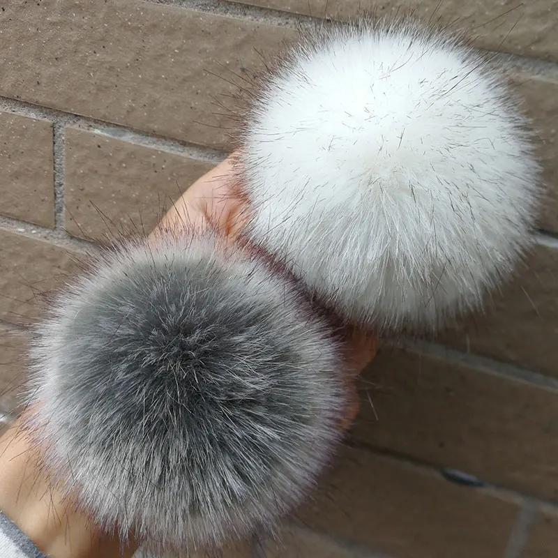 NianFox 1PC 7.5CM Beige with Black Tip Faux Mink Fur Ball Key Chains Key Rings Decorative Wool-ike Ball For Shoes Scarf Curtain
NianFox 1PC 7.5CM Beige with Black Tip Faux Mink Fur Ball Key Chains Key Rings Decorative Wool-ike Ball For Shoes Scarf Curtain