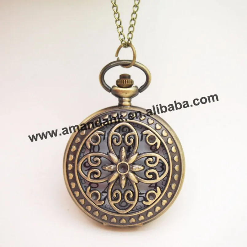 100pcs/lot Big bronze flower heart pocket watch necklace,grace fashion pretty necklace pocket watch
100pcs/lot Big bronze flower heart pocket watch necklace,grace fashion pretty necklace pocket watch
