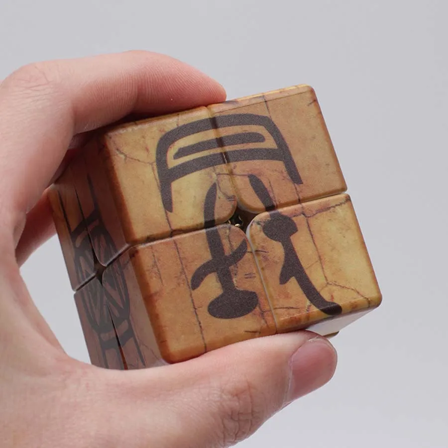 Oracle Magic Cube 2x2x2 Acient Script Pattern Puzzle Cube Novel Archeology Chinese Primitive Original Text Toy Cube Gift
Oracle Magic Cube 2x2x2 Acient Script Pattern Puzzle Cube Novel Archeology Chinese Primitive Original Text Toy Cube Gift