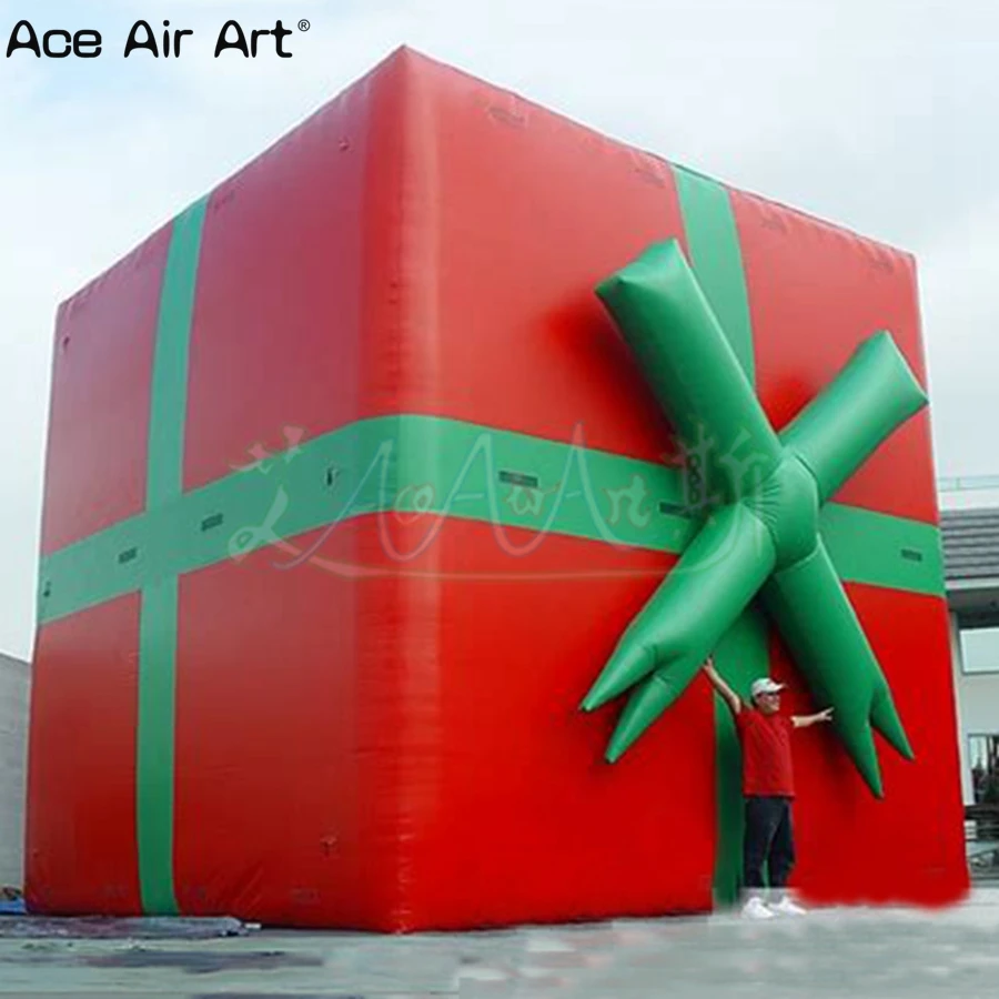 Giant 5 m H inflatable Christmas gift box model,huge red box cube for advertising and lawn party.
Giant 5 m H inflatable Christmas gift box model,huge red box cube for advertising and lawn party.