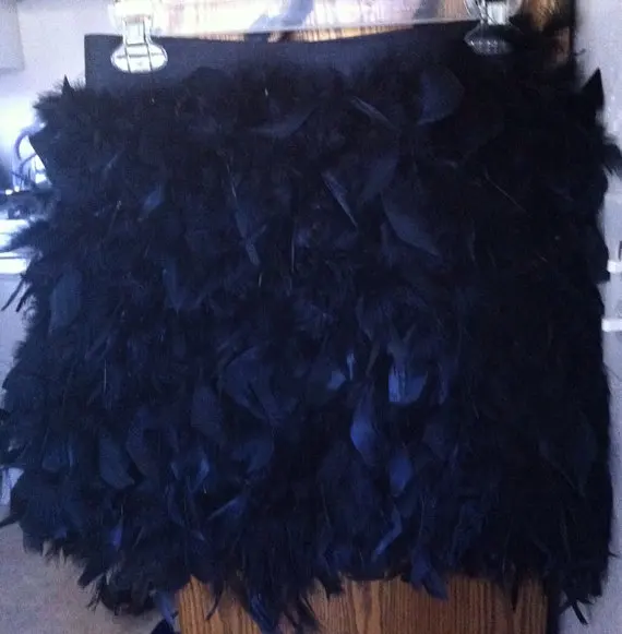 35cm long straight Feather mini skirt , fully double layer fabric lined, # SKT018
35cm long straight Feather mini skirt , fully double layer fabric lined, # SKT018