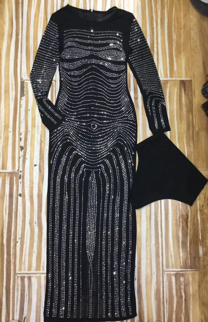 Women long Bandage Dress Luxury Sequined Details Autumn Winter Long Sleeve Sexy Black Celebrity Party Dresses
Women long Bandage Dress Luxury Sequined Details Autumn Winter Long Sleeve Sexy Black Celebrity Party Dresses