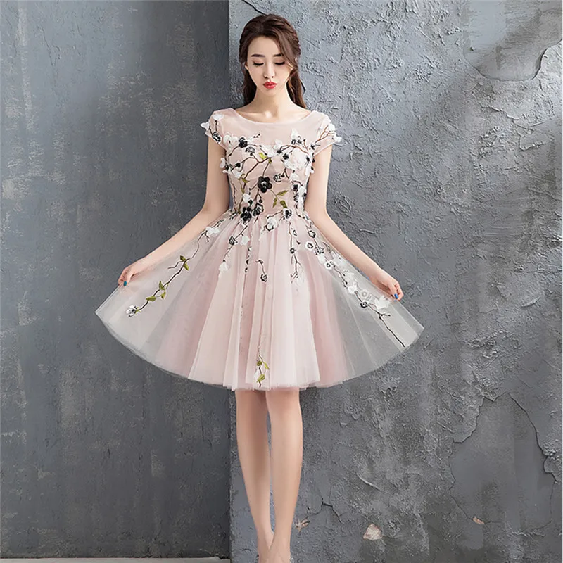 Mingli Tengda Tulle Bridesmaid Dresses Appliques Dress 2018 Elegant Dress for Wedding Party robe demoiselle d'honneur pour femme
Mingli Tengda Tulle Bridesmaid Dresses Appliques Dress 2018 Elegant Dress for Wedding Party robe demoiselle d'honneur pour femme