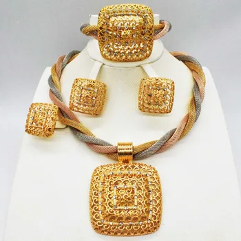 2018 Bridal Gift Nigerian Wedding African Beads Jewelry Set Brand Woman Fashion Dubai Gold Color Jewelry Set Wholesale Design
2018 Bridal Gift Nigerian Wedding African Beads Jewelry Set Brand Woman Fashion Dubai Gold Color Jewelry Set Wholesale Design