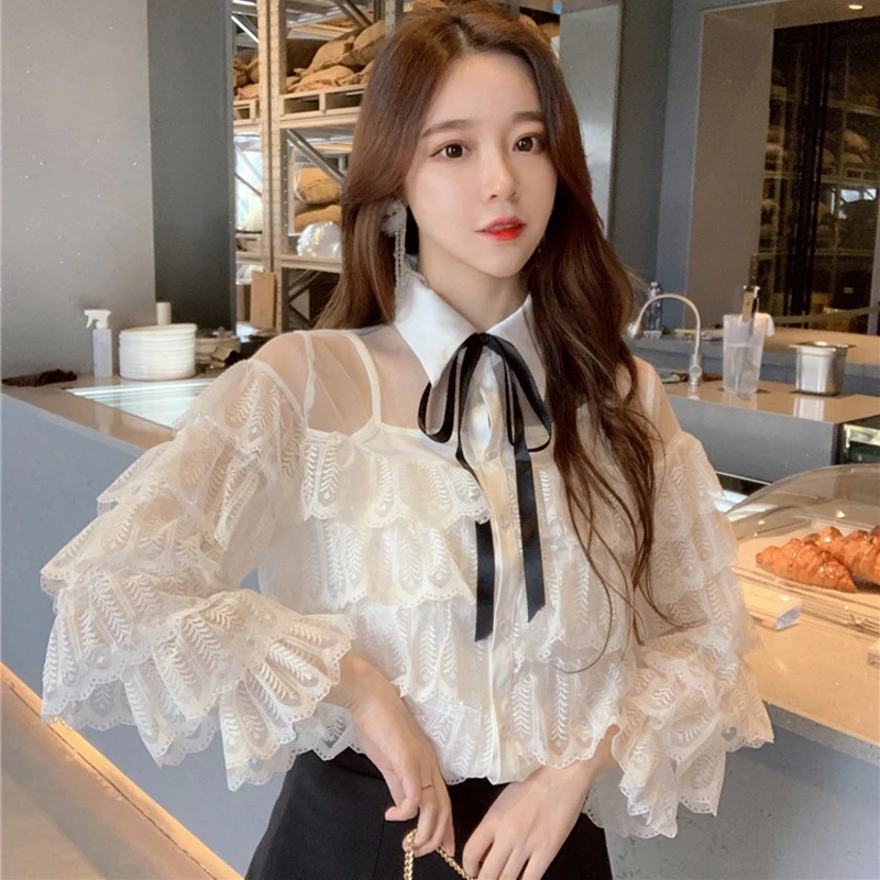 Vintage Lace Ruffles Ruched White Blouse Shirt Women 2 Pieces Turn-down Loose Female Tops Casual blusas 2019 Spring Summer
Vintage Lace Ruffles Ruched White Blouse Shirt Women 2 Pieces Turn-down Loose Female Tops Casual blusas 2019 Spring Summer