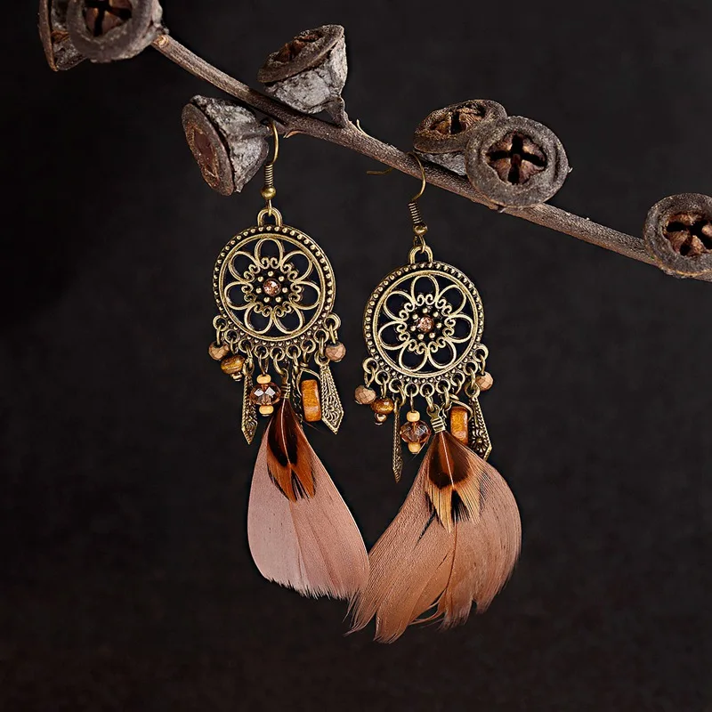 Amader Retro Dreamcatcher Shaped Feather Pendant Round Earrings For Women Ethnic Style Feather Earrings Orecchini Etnici HQE423
Amader Retro Dreamcatcher Shaped Feather Pendant Round Earrings For Women Ethnic Style Feather Earrings Orecchini Etnici HQE423