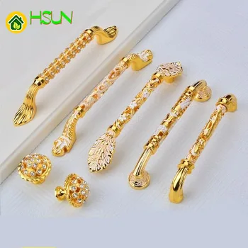 2Pcs Golden Crystal Handle Aureate European handle hollow out chest ambry door of drawer cupboard auger round single hole handle
2Pcs Golden Crystal Handle Aureate European handle hollow out chest ambry door of drawer cupboard auger round single hole handle