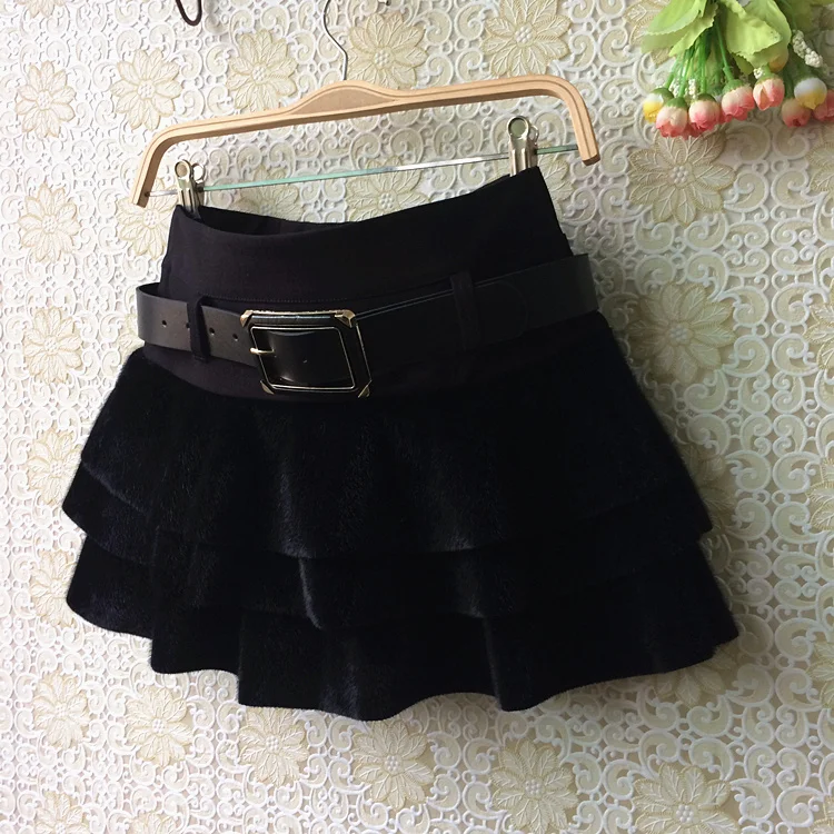 2018 autumn and winter new cake skirt horse pompon skirt solid color shorts skirt
2018 autumn and winter new cake skirt horse pompon skirt solid color shorts skirt
