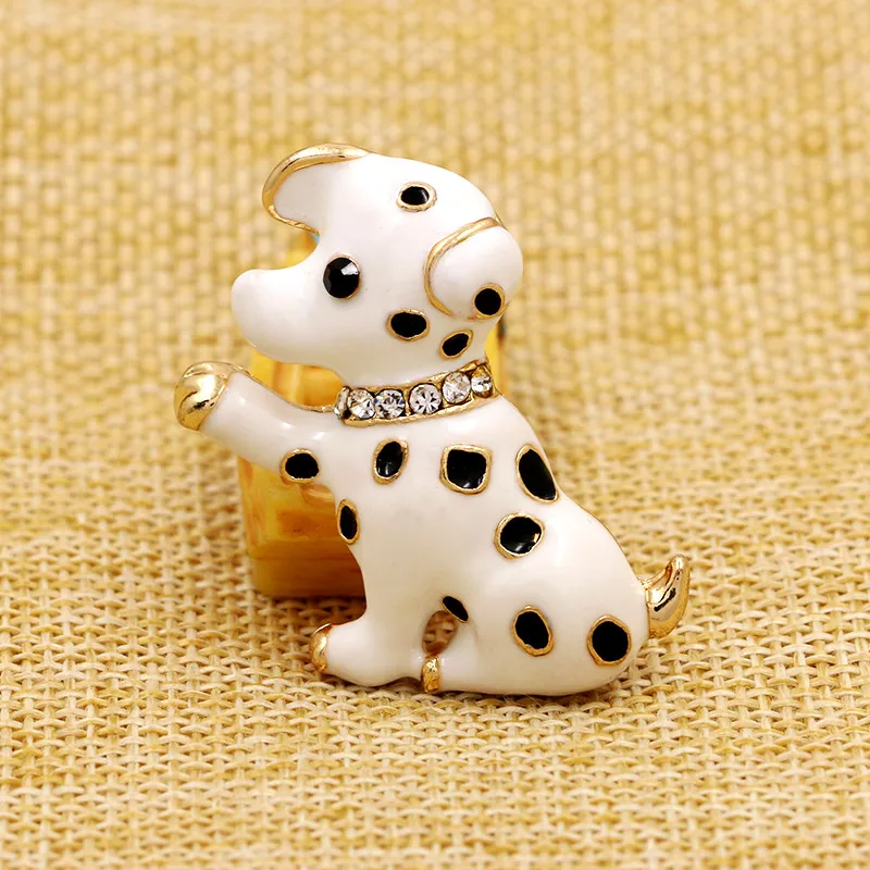 New Arrival Brown and White Enameled Cute Dog Fashion Jewelry Brooch Pins for Men or Women
New Arrival Brown and White Enameled Cute Dog Fashion Jewelry Brooch Pins for Men or Women