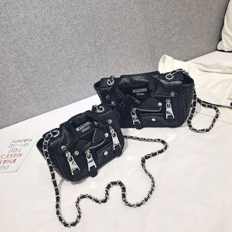 Korean version lady bag inclined bag ins special lady bag creative inclined bag simple and lovely girl in autumn and winter
Korean version lady bag inclined bag ins special lady bag creative inclined bag simple and lovely girl in autumn and winter