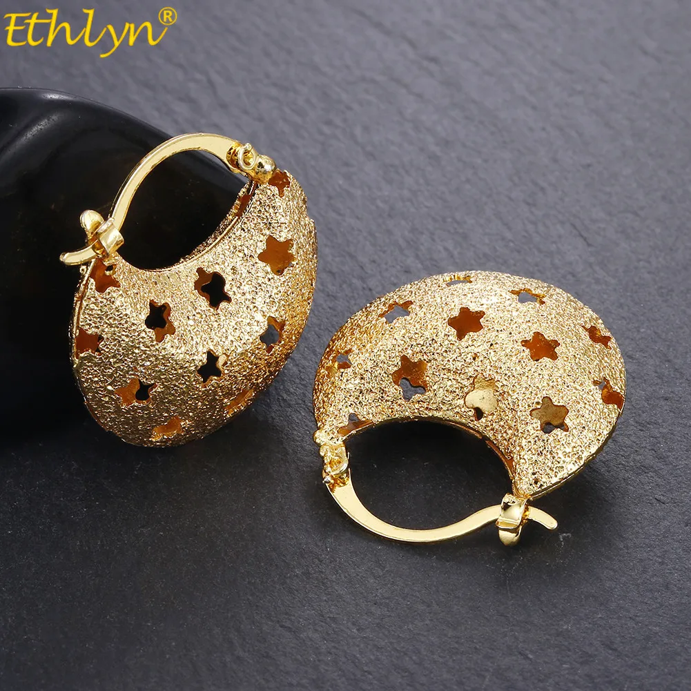 Ethlyn Bag Shape Earrings for Women Gold Plating Hollow Pentagram Earring Circle Round Earrings Trendy Wedding Jewelry E180
Ethlyn Bag Shape Earrings for Women Gold Plating Hollow Pentagram Earring Circle Round Earrings Trendy Wedding Jewelry E180
