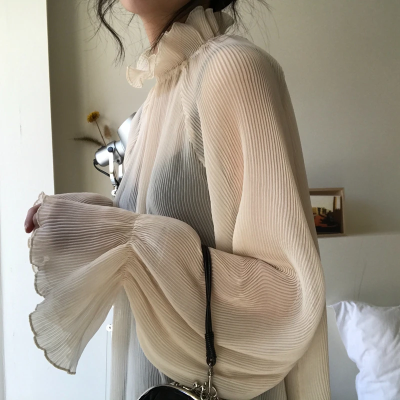 2018 Spring Elegant Women Chiffon Blouse Lotus Leaf Edge Shirt Female Lantern Sleeves In The Bottom Snow Spinning Shirt
2018 Spring Elegant Women Chiffon Blouse Lotus Leaf Edge Shirt Female Lantern Sleeves In The Bottom Snow Spinning Shirt