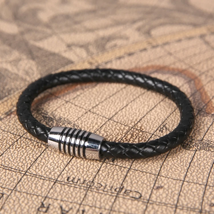 New Classic Style Men Leather Bracelet Simple Black Stainless Steel Button Neutral Accessories Hand-woven Jewelry Gifts PS573
New Classic Style Men Leather Bracelet Simple Black Stainless Steel Button Neutral Accessories Hand-woven Jewelry Gifts PS573