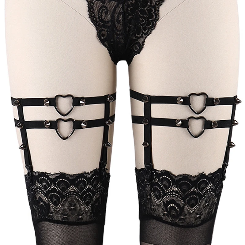 Women Sexy Heart Ring Garter Belt Rivet Punk Goth Harajuku Leg Ring Adjustable Suspender Belt
Women Sexy Heart Ring Garter Belt Rivet Punk Goth Harajuku Leg Ring Adjustable Suspender Belt