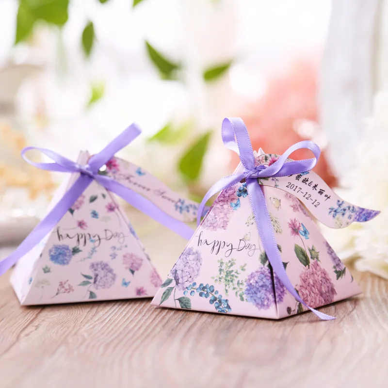 10pcs/lot Pyramid Flowers Craft Double-sided Pattern Candy Box with Ribbon Wedding Gifts for Guests Wedding Party Favours Crafts
10pcs/lot Pyramid Flowers Craft Double-sided Pattern Candy Box with Ribbon Wedding Gifts for Guests Wedding Party Favours Crafts