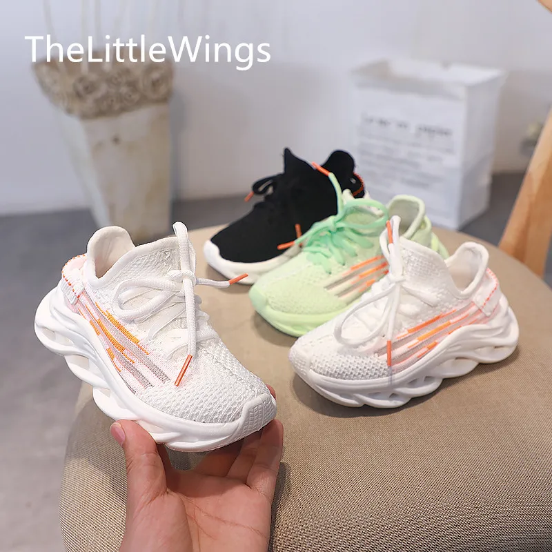 Children's Flying Weaving Breathable Shoes 2019 New Autumn Korean Leisure Sports Shoes for Boys and Girls 4-15 Years Old
Children's Flying Weaving Breathable Shoes 2019 New Autumn Korean Leisure Sports Shoes for Boys and Girls 4-15 Years Old