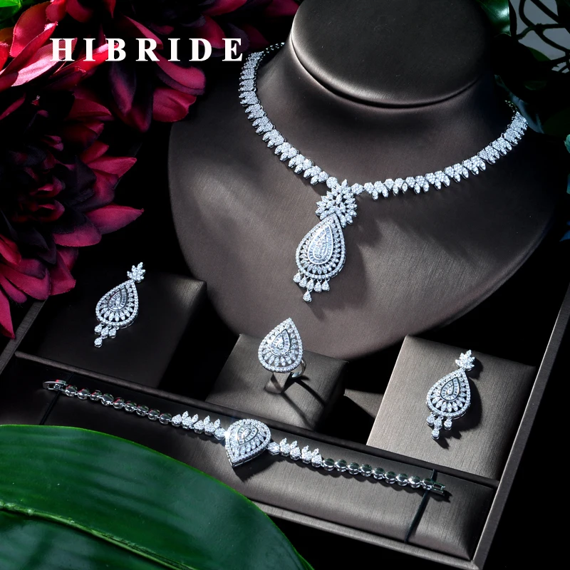 HIBRIDE Luxury Shinning Pave CZ Dubai Jewelry Sets 2019 Women Wedding Zirconia Copper 4pcs Jewelry Set Geometric Design N-98
HIBRIDE Luxury Shinning Pave CZ Dubai Jewelry Sets 2019 Women Wedding Zirconia Copper 4pcs Jewelry Set Geometric Design N-98