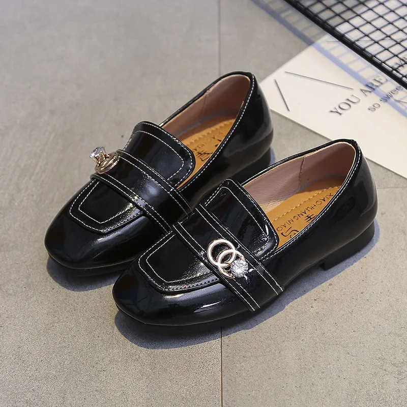 Child Flat Shoes Slip-on Soft Shallow Fashion Kids Shoes Pointed Toe Comfortable Princessshoes Rubber Breathable Black Color
Child Flat Shoes Slip-on Soft Shallow Fashion Kids Shoes Pointed Toe Comfortable Princessshoes Rubber Breathable Black Color