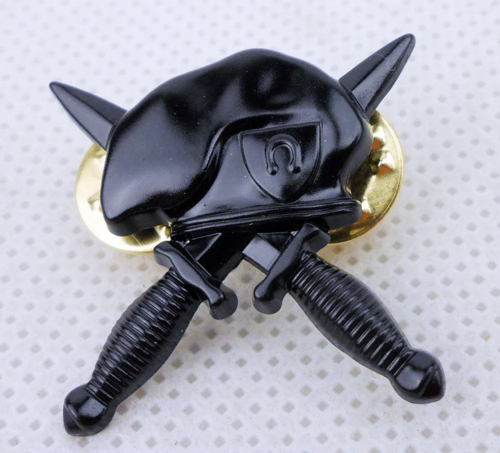 SOLDIER OF FORTUNE HAT PIN OMEGA FORCE BERET DAGGER PIN Commandos Magazine
SOLDIER OF FORTUNE HAT PIN OMEGA FORCE BERET DAGGER PIN Commandos Magazine