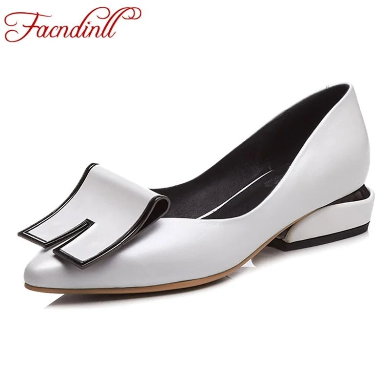 FACNDINLL genuine leather women pumps shoes 2018 new spring summer low square heel pointed toe women dress casual pumps shoes
FACNDINLL genuine leather women pumps shoes 2018 new spring summer low square heel pointed toe women dress casual pumps shoes