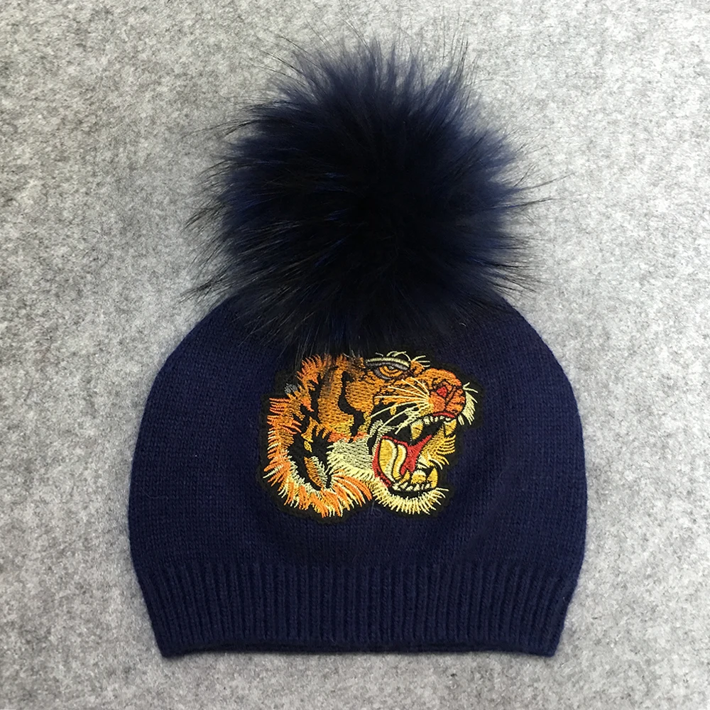 2018 Fashion Brand winter beanies wool knitting hat for women real mink fur pom poms Skullies girls hat personality tiger gorros
2018 Fashion Brand winter beanies wool knitting hat for women real mink fur pom poms Skullies girls hat personality tiger gorros