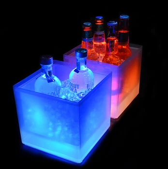 12pcs LED Light Ice Buckets LED Ice Cube Tray Luminous Ice Boxes Plastic Revolutionary Space Saving Maker
12pcs LED Light Ice Buckets LED Ice Cube Tray Luminous Ice Boxes Plastic Revolutionary Space Saving Maker