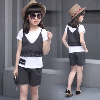 Girls Clothing Set Kids 3 Piece Outfits 2019 Summer White T shirt + Striped Top + Shorts Children Clothing Cotton Clothes Set
Girls Clothing Set Kids 3 Piece Outfits 2019 Summer White T shirt + Striped Top + Shorts Children Clothing Cotton Clothes Set