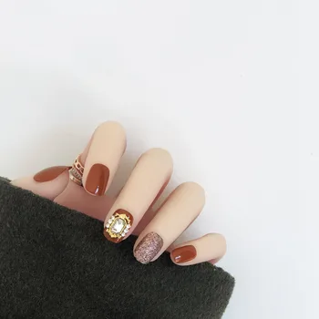 24Pcs Brick Red Jump Silver Fake Nails Short Round False Nail Artificial Glitter Nail Tips With Bright Rhinestone Press On Nail 
24Pcs Brick Red Jump Silver Fake Nails Short Round False Nail Artificial Glitter Nail Tips With Bright Rhinestone Press On Nail