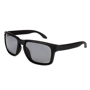 Men Polarized Sunglasses Classic Men Retro Rivet Shades Fishing Sun glasses Eyewear Oculos De Sol Masculino 9102 VR46
Men Polarized Sunglasses Classic Men Retro Rivet Shades Fishing Sun glasses Eyewear Oculos De Sol Masculino 9102 VR46