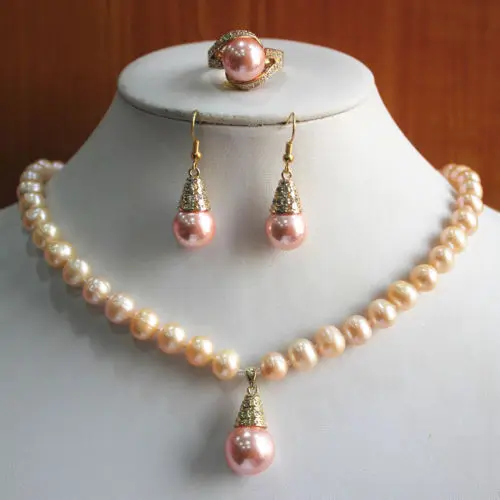1964 Charming Women'S 8mm Pink Shell Pearl Necklace Earring Ring(7/8/9) Jewelry Set
1964 Charming Women'S 8mm Pink Shell Pearl Necklace Earring Ring(7/8/9) Jewelry Set