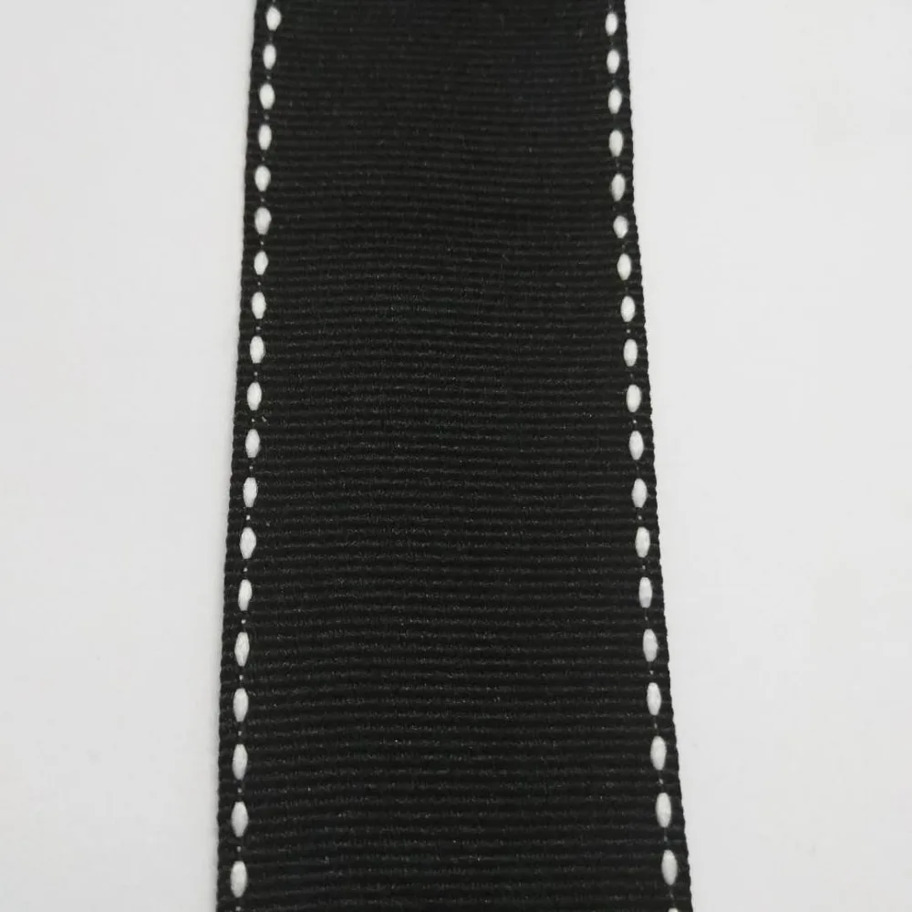 Embroidered Webbing 4cm Width Black Polyester Ribbon For Diy Bag Craft Twill Tape 50yards/lot Embroidery Ribbons
Embroidered Webbing 4cm Width Black Polyester Ribbon For Diy Bag Craft Twill Tape 50yards/lot Embroidery Ribbons