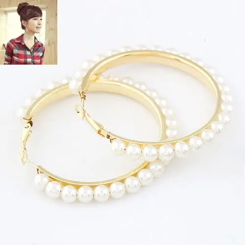 LEMOER 2017 New Spring Fashion Brand Gold Plating Imitation Big Pearl Hoop Earrings Brincos Jewelry For Women Girls Lovers Gift
LEMOER 2017 New Spring Fashion Brand Gold Plating Imitation Big Pearl Hoop Earrings Brincos Jewelry For Women Girls Lovers Gift