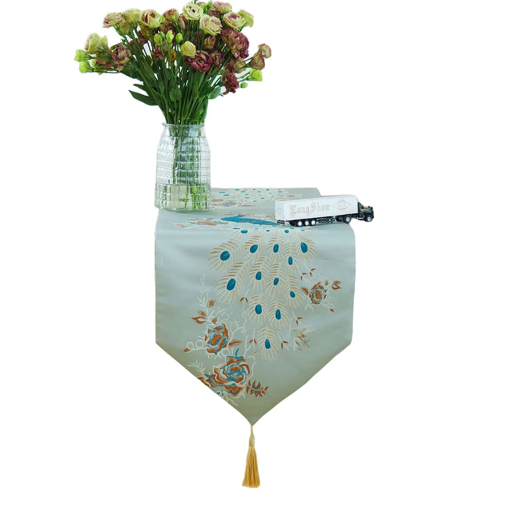 2019 New European Thickened High-precision Peacock Embroidered Table Flag Pattern Rectangular Decorative Tablecloth Table Runner
2019 New European Thickened High-precision Peacock Embroidered Table Flag Pattern Rectangular Decorative Tablecloth Table Runner