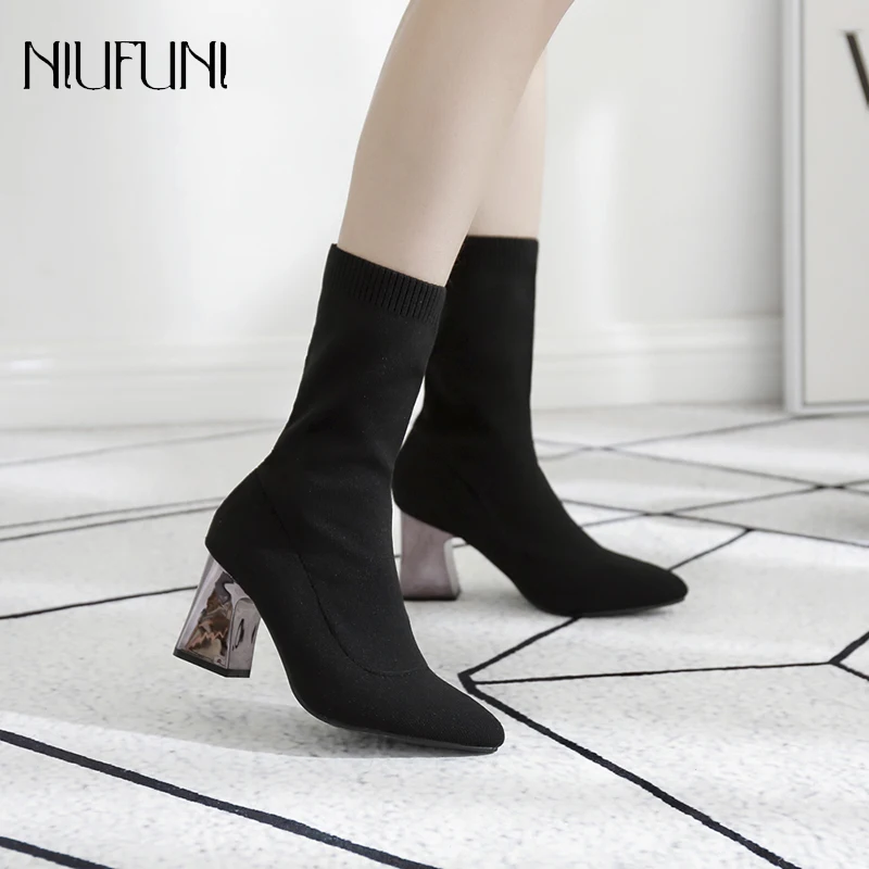 Autumn Winter Elastic Stretch Boots Fashion Casual Block Mid Heels Boots Sexy Sock Boots Pointed Toe Knitted Shoes Ankle Botas
Autumn Winter Elastic Stretch Boots Fashion Casual Block Mid Heels Boots Sexy Sock Boots Pointed Toe Knitted Shoes Ankle Botas