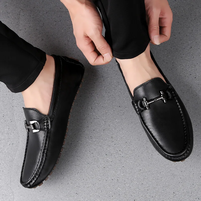 Large size 37-47 Outdoor Mens Shoes Casual Slip On Formal comfortable Shoes Men Loafers Moccasins Genuine Leather Driving Shoes 
Large size 37-47 Outdoor Mens Shoes Casual Slip On Formal comfortable Shoes Men Loafers Moccasins Genuine Leather Driving Shoes