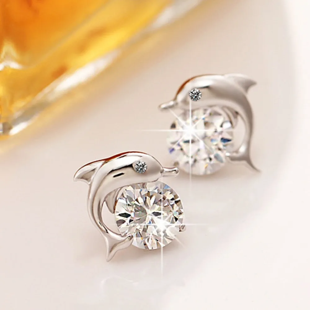 Cute Romantic Dolphin Love Stud Earrings For Women High Quality Jewelry Silver Round Cut AAA Zircon Brinco cute Jewelry Wholesal
Cute Romantic Dolphin Love Stud Earrings For Women High Quality Jewelry Silver Round Cut AAA Zircon Brinco cute Jewelry Wholesal