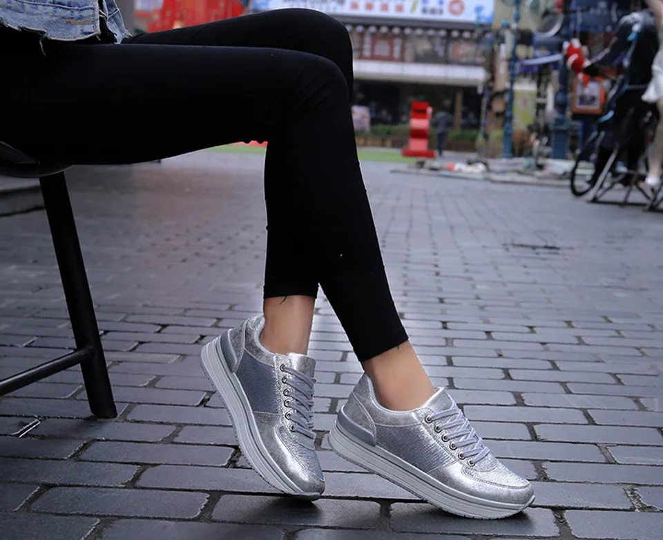 2019 New Women Sneakers Shoes Woman Flats Shoes Silver Fish Scale Design Bling Shiny Vulcanize Shoes Flats Sneakers Female
2019 New Women Sneakers Shoes Woman Flats Shoes Silver Fish Scale Design Bling Shiny Vulcanize Shoes Flats Sneakers Female