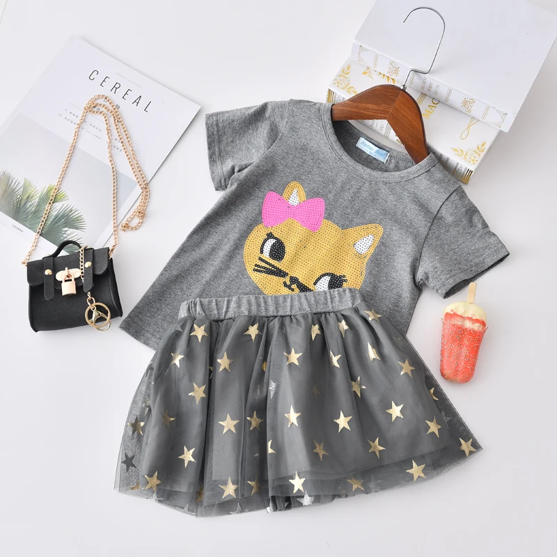 2019 girls summer clothes New Girl Clothes Suit Little Love Large Lapel T-Shirt+Pleated Skirt 2PCS Set Baby Girls Skirts
2019 girls summer clothes New Girl Clothes Suit Little Love Large Lapel T-Shirt+Pleated Skirt 2PCS Set Baby Girls Skirts