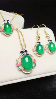 C55#925 silver inlaid natural chalcedony set, the jade face is clean and translucent
C55#925 silver inlaid natural chalcedony set, the jade face is clean and translucent