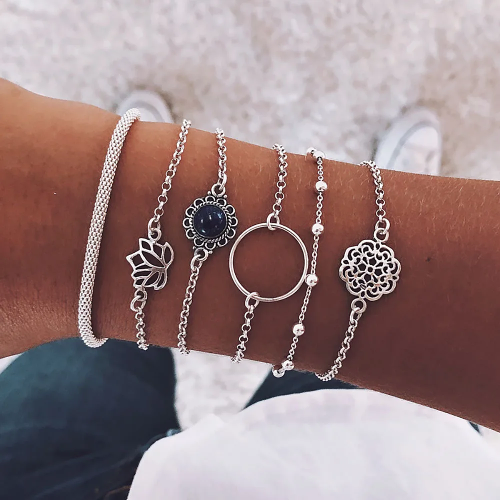 Simple Trend Fashion Bracelet Set Lotus Leaf Round Flower Flower Bead Chain Bracelet Gift
Simple Trend Fashion Bracelet Set Lotus Leaf Round Flower Flower Bead Chain Bracelet Gift